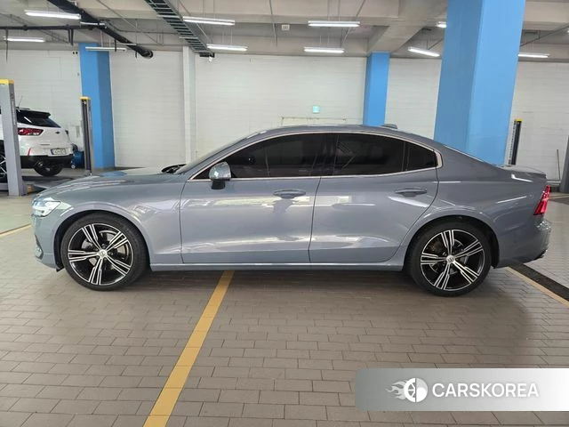 Volvo S60 3rd generation 2021 Серый из Кореи, фото 4