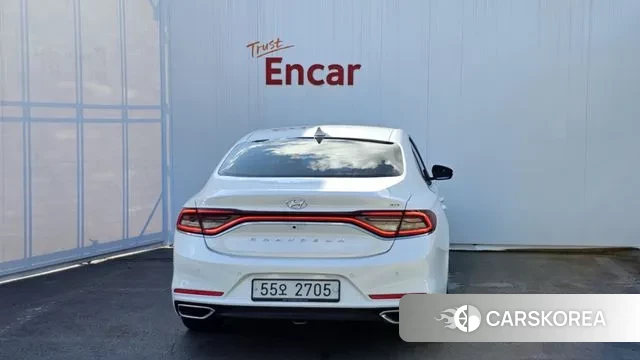 Hyundai Grandeur IG id 3292392 из Кореи 14