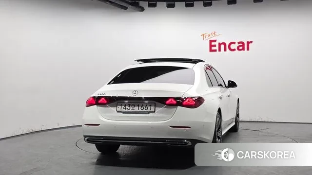 Mercedes-Benz E-Class W214 id 3605699 из Кореи 14