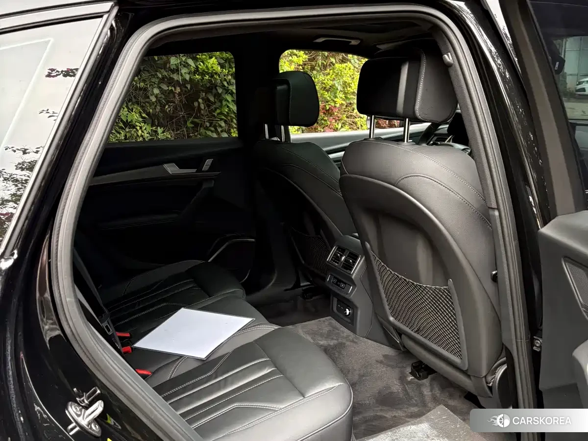 Audi Q5L 2024 Черный из Китая, фото 6