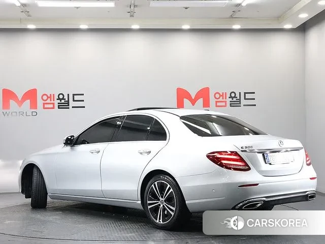 Mercedes-Benz E-Class W213 id 3621712 из Кореи 14