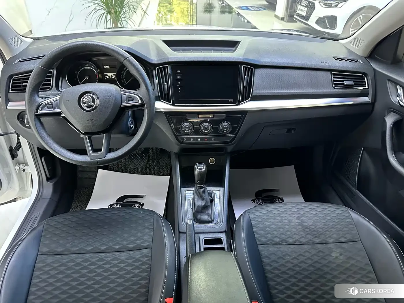 Skoda Komick 2021 Белый из Китая, фото 4