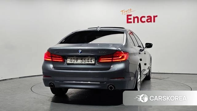 BMW 5 Series (G30) id 4430482 из Кореи 14