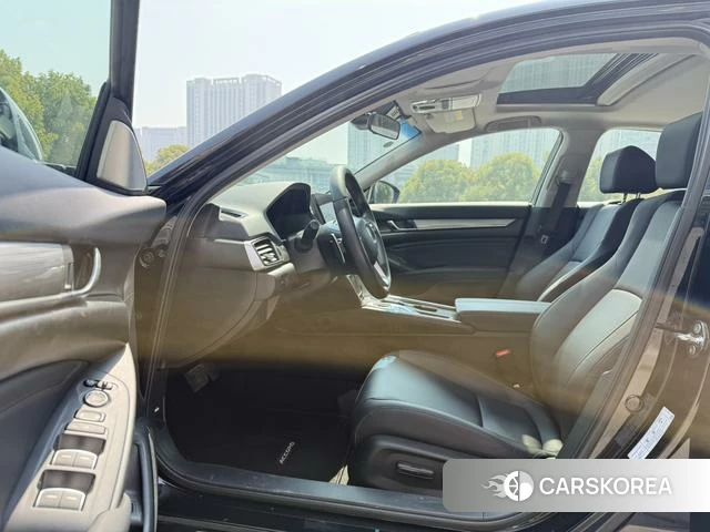 Honda Accord id 4254713 из Китая 18