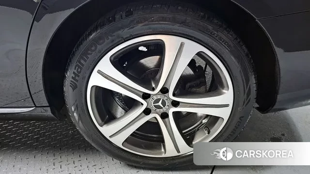 Mercedes-Benz E-Class W213 id 3748415 из Кореи 14