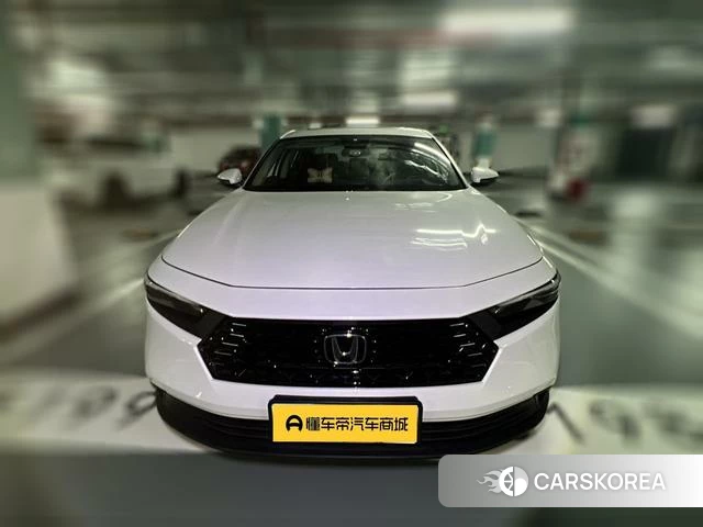 Honda Accord 2024 Белый из Китая, фото 4