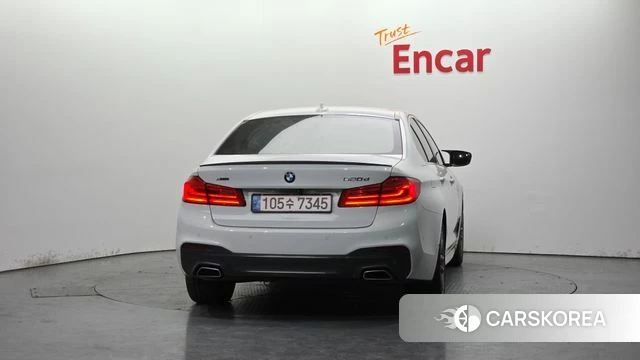 BMW 5 Series (G30) id 4197190 из Кореи 28