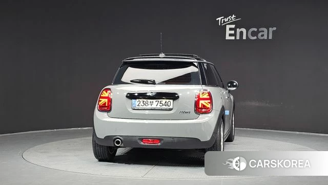 Mini Cooper id 3910998 из Кореи 14