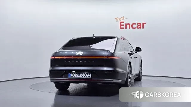 Hyundai Grandeur Hybrid (GN7) id 2963864 из Кореи 14