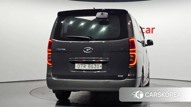 Hyundai The New Grand Starex id 4203590 из Кореи 14