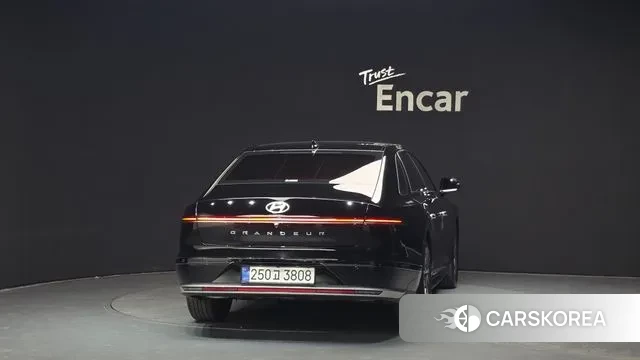 Hyundai Grandeur Hybrid (GN7) id 3763318 из Кореи 14