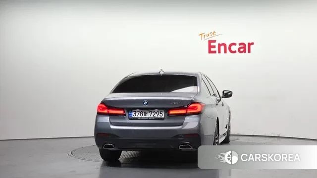 BMW 5 Series (G30) id 3053121 из Кореи 14