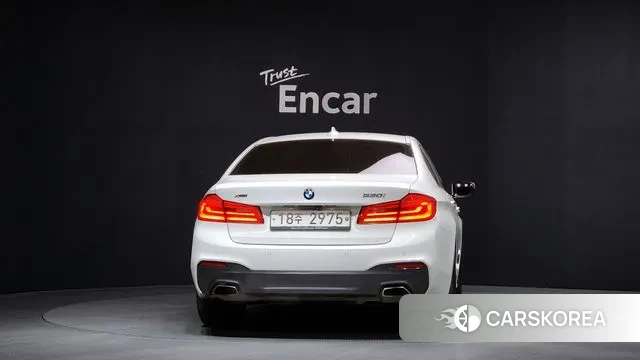 BMW 5 Series (G30) id 3667037 из Кореи 14