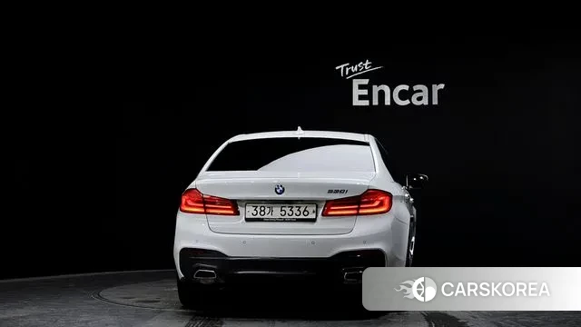 BMW 5 Series (G30) id 3622653 из Кореи 14