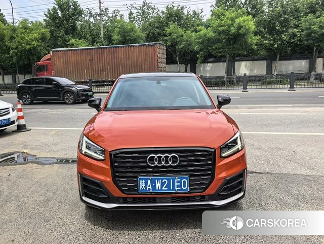 Audi Q2L 2021 Оранжевый из Китая, фото 4