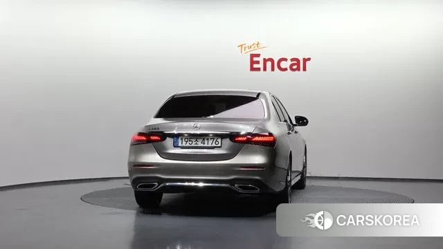 Mercedes-Benz E-Class W213 id 3196279 из Кореи 14