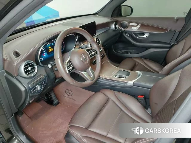 Mercedes-Benz GLC 2021 Черный из Китая, фото 6