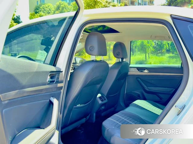 Volkswagen Lavida 2022 Белый из Китая, фото 4