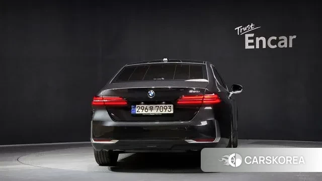 BMW 5 Series (G60) id 3420257 из Кореи 14