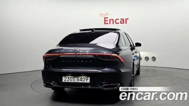 Hyundai The New Grandeur IG id 2800890 из Кореи 14