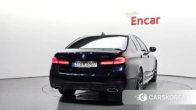 BMW 5 Series (G30) id 4469175 из Кореи 29