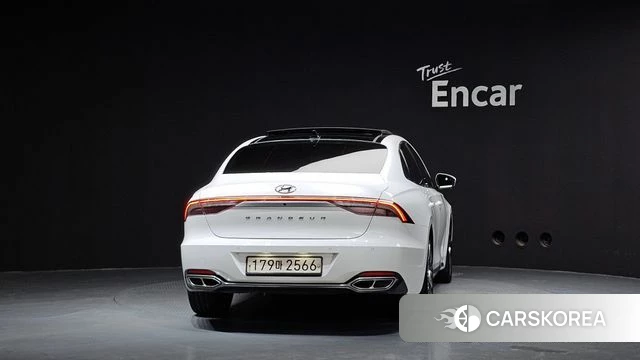 Hyundai The New Grandeur IG id 4458691 из Кореи 32