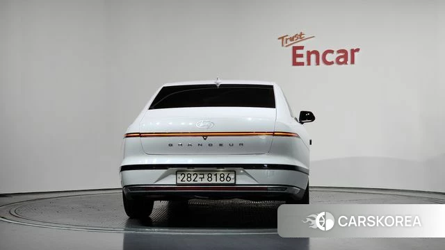 Hyundai Grandeur (GN7) id 4428030 из Кореи 14