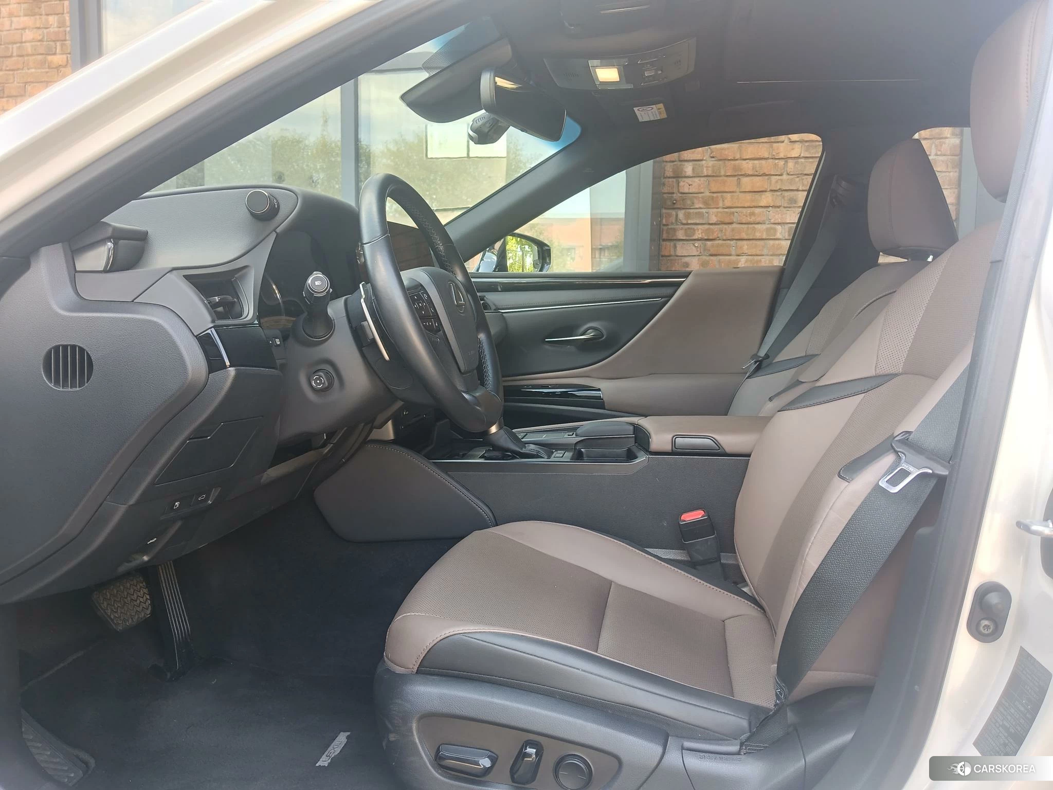 Lexus ES id 4420309 из Китая 24