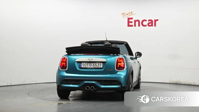 Mini Cooper S Convertible id 4602926 из Кореи 25