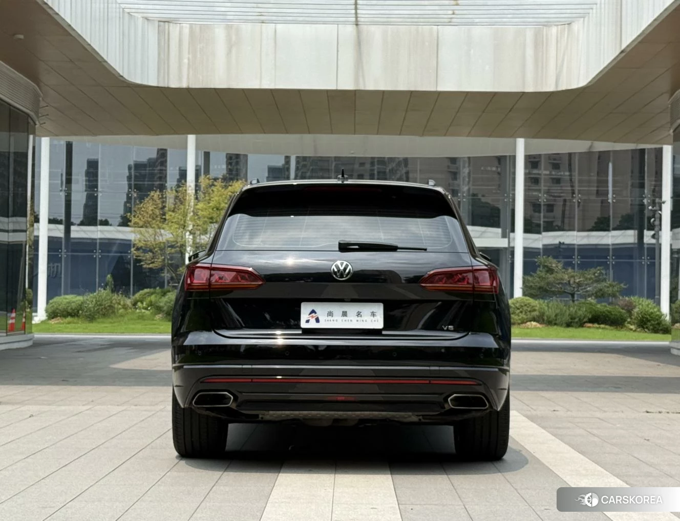 Volkswagen Touareg id 4510396 из Китая 10