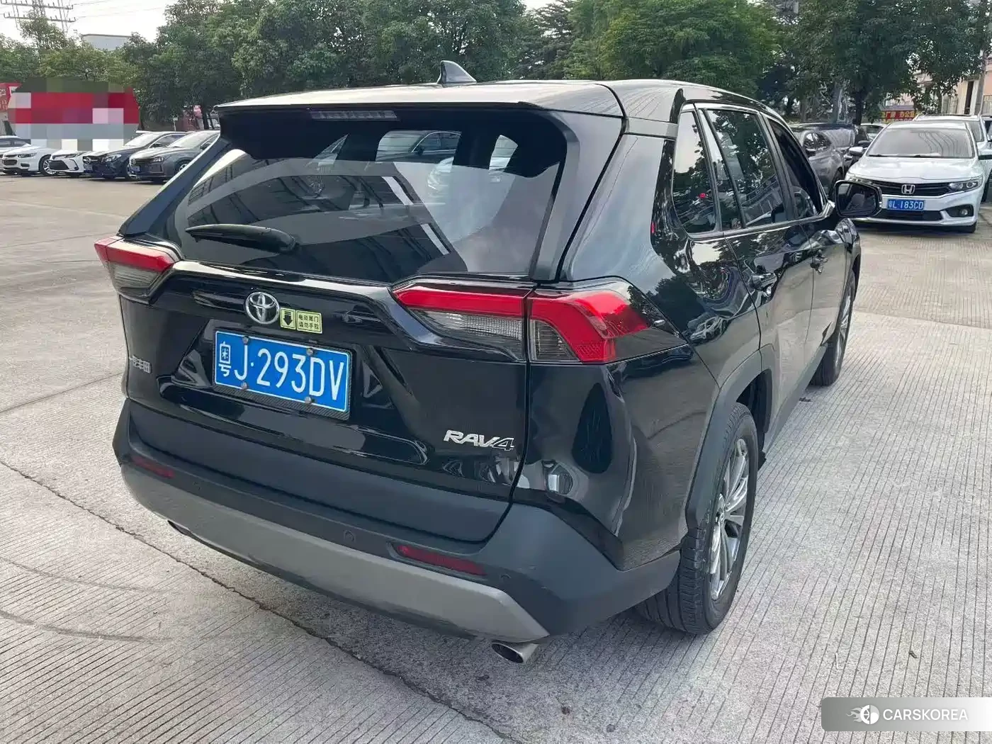 Toyota RAV4 2024 Черный из Китая, фото 4
