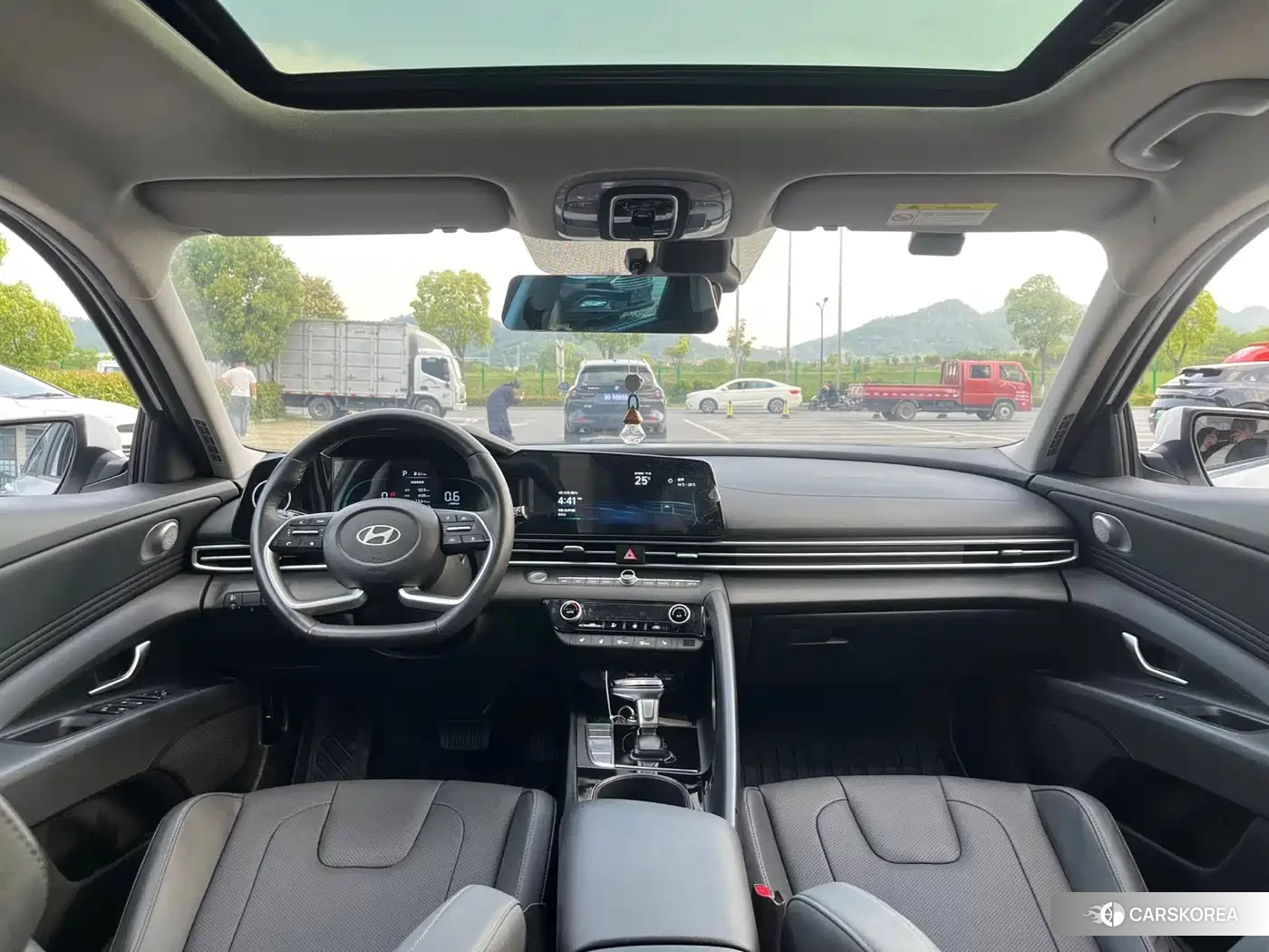 Hyundai Elantra id 4515432 из Китая 9
