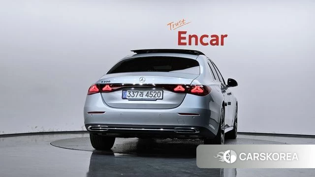 Mercedes-Benz E-Class W214 id 4767567 из Кореи 29