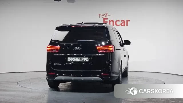 Kia The New Carnival id 3460044 из Кореи 14