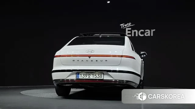 Hyundai Grandeur Hybrid (GN7) id 3333337 из Кореи 14