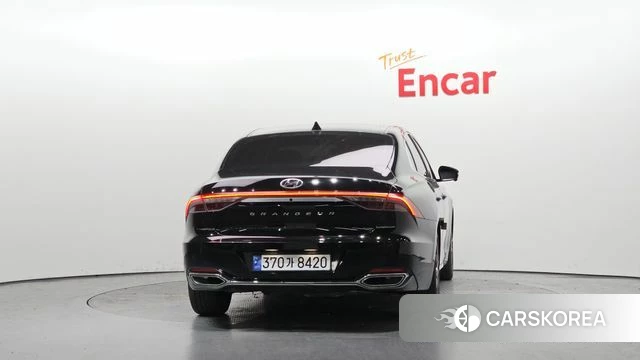 Hyundai The New Grandeur IG id 3885207 из Кореи 14