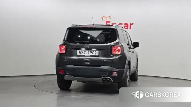 Jeep Renegade id 3515271 из Кореи 14