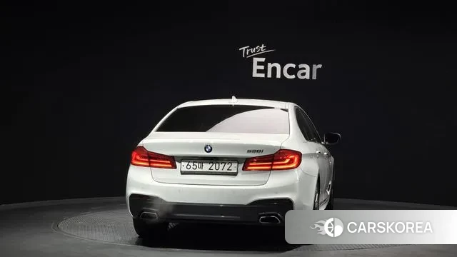 BMW 5 Series (G30) id 3541778 из Кореи 14