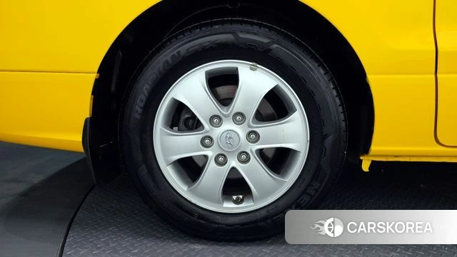 Hyundai The New Grand Starex id 3843099 из Кореи 14