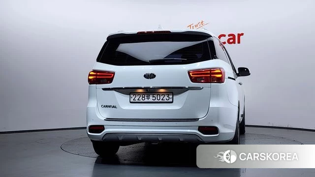 Kia The New Carnival id 4317972 из Кореи 14