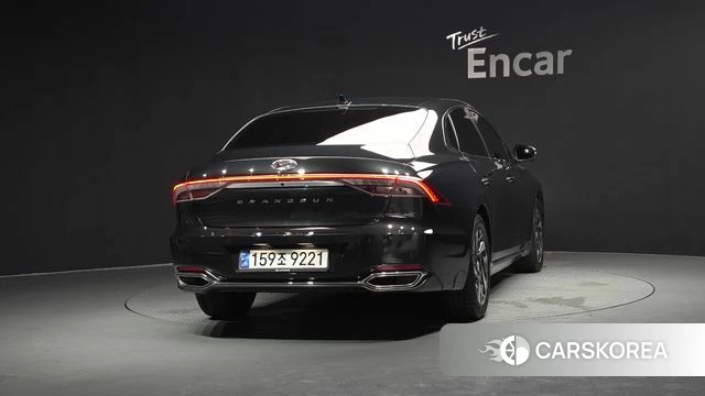 Hyundai The New Grandeur IG Hybrid id 4619840 из Кореи 13