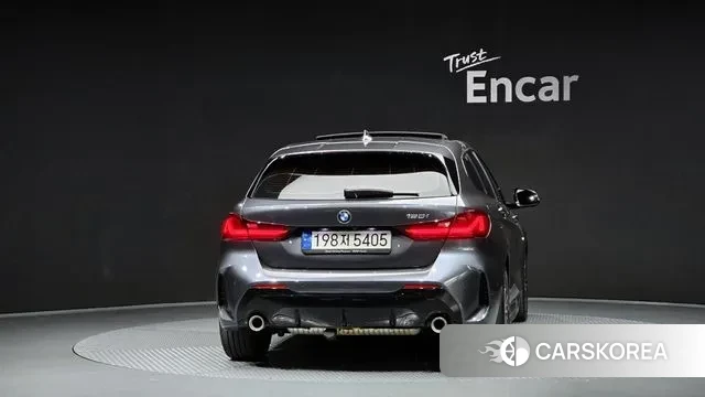 BMW 1 Series (F40) id 2989671 из Кореи 14