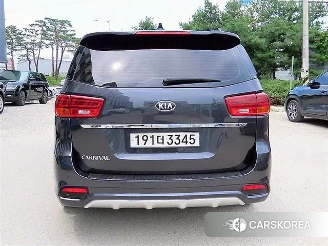 Kia The New Carnival id 2971171 из Кореи 14