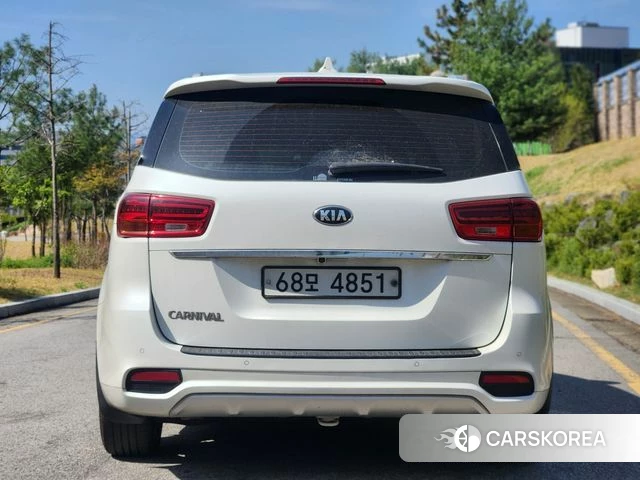 Kia The New Carnival 2018 Белый из Кореи, фото 5