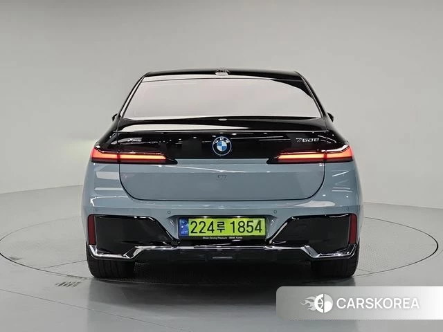 BMW 7 Series (G70) id 4711161 из Кореи 14