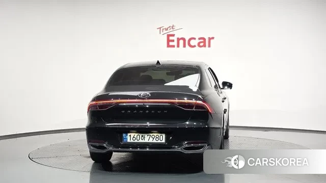 Hyundai The New Grandeur IG Hybrid id 3367002 из Кореи 14