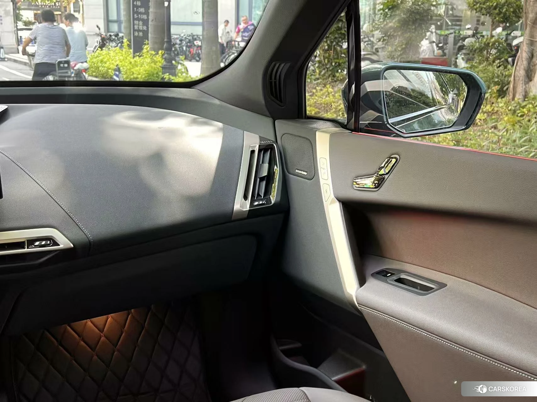 BMW iX id 4493306 из Китая 14