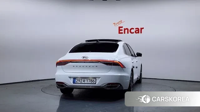 Hyundai The New Grandeur IG Hybrid id 3598220 из Кореи 14