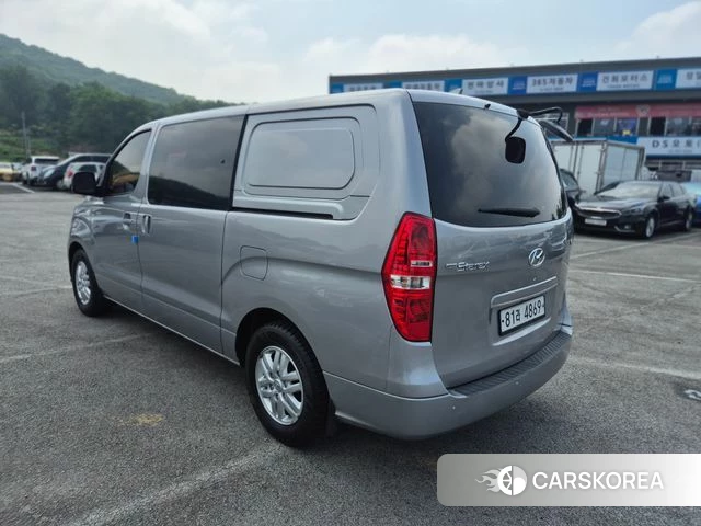 Hyundai The New Grand Starex id 4392685 из Кореи 14