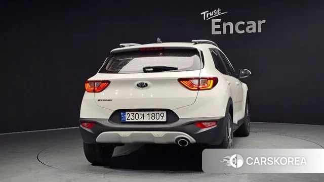 Kia Stonic id 3583214 из Кореи 14